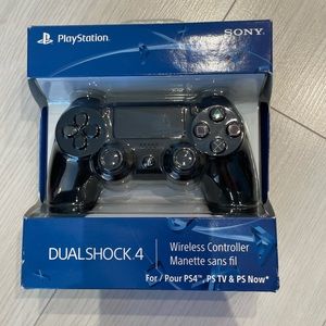 SONY PlayStation Dual Shock 4 Wireless Controller.